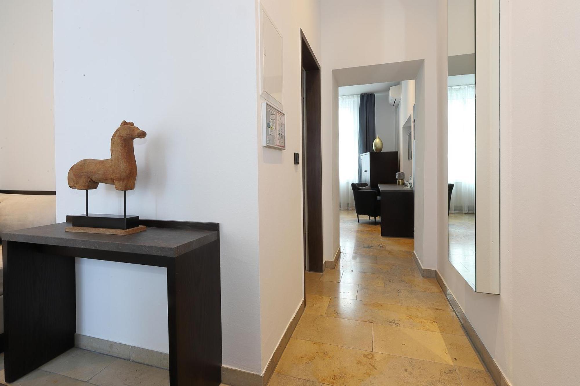 Devin Art Hotel Düsseldorf Extérieur photo