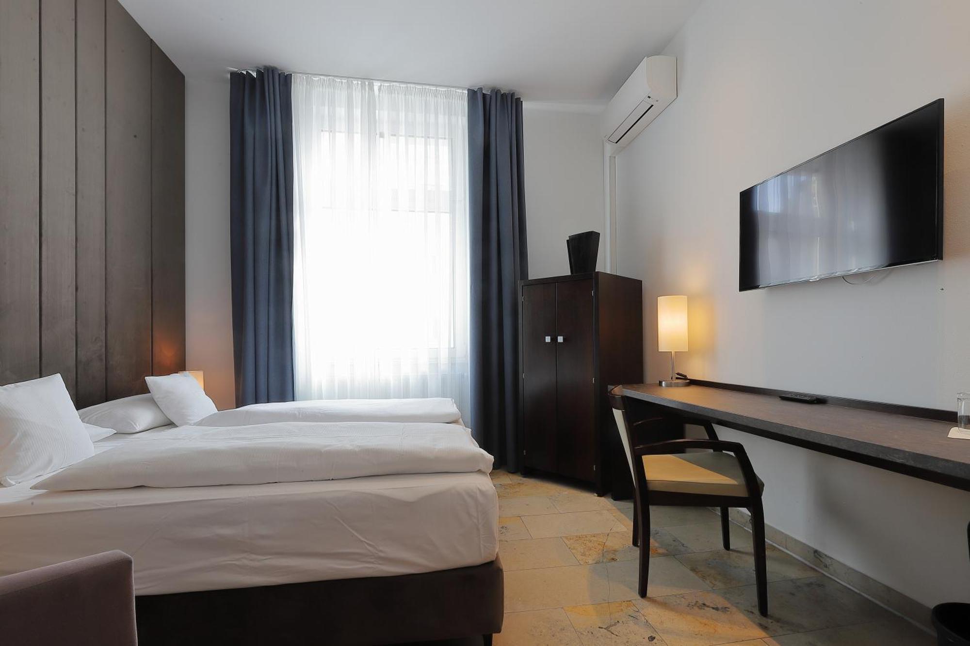 Devin Art Hotel Düsseldorf Extérieur photo