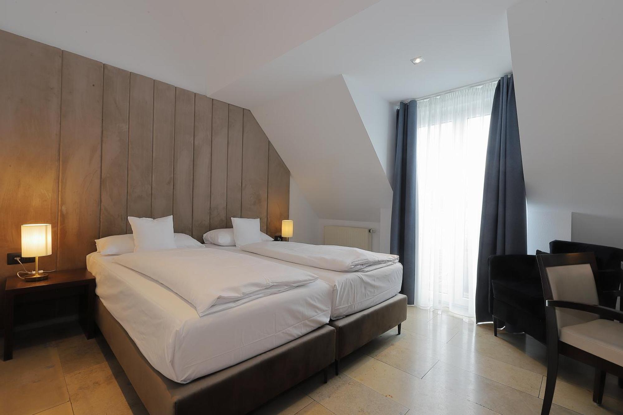 Devin Art Hotel Düsseldorf Extérieur photo